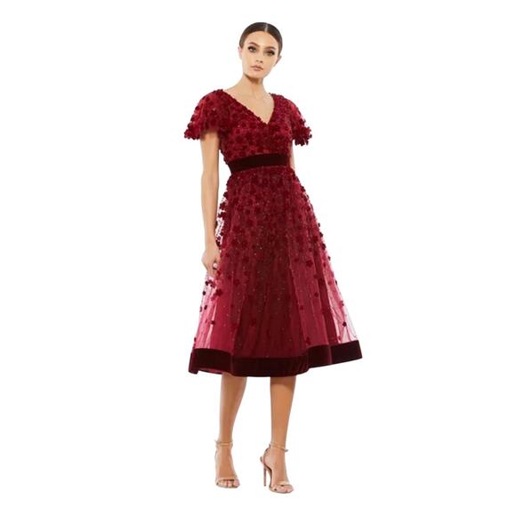 Mac Duggal Dresses & Skirts - Mac Duggal 67854 Floral Embellished Butterfly Sleeve Velvet Hem Dress Size 10